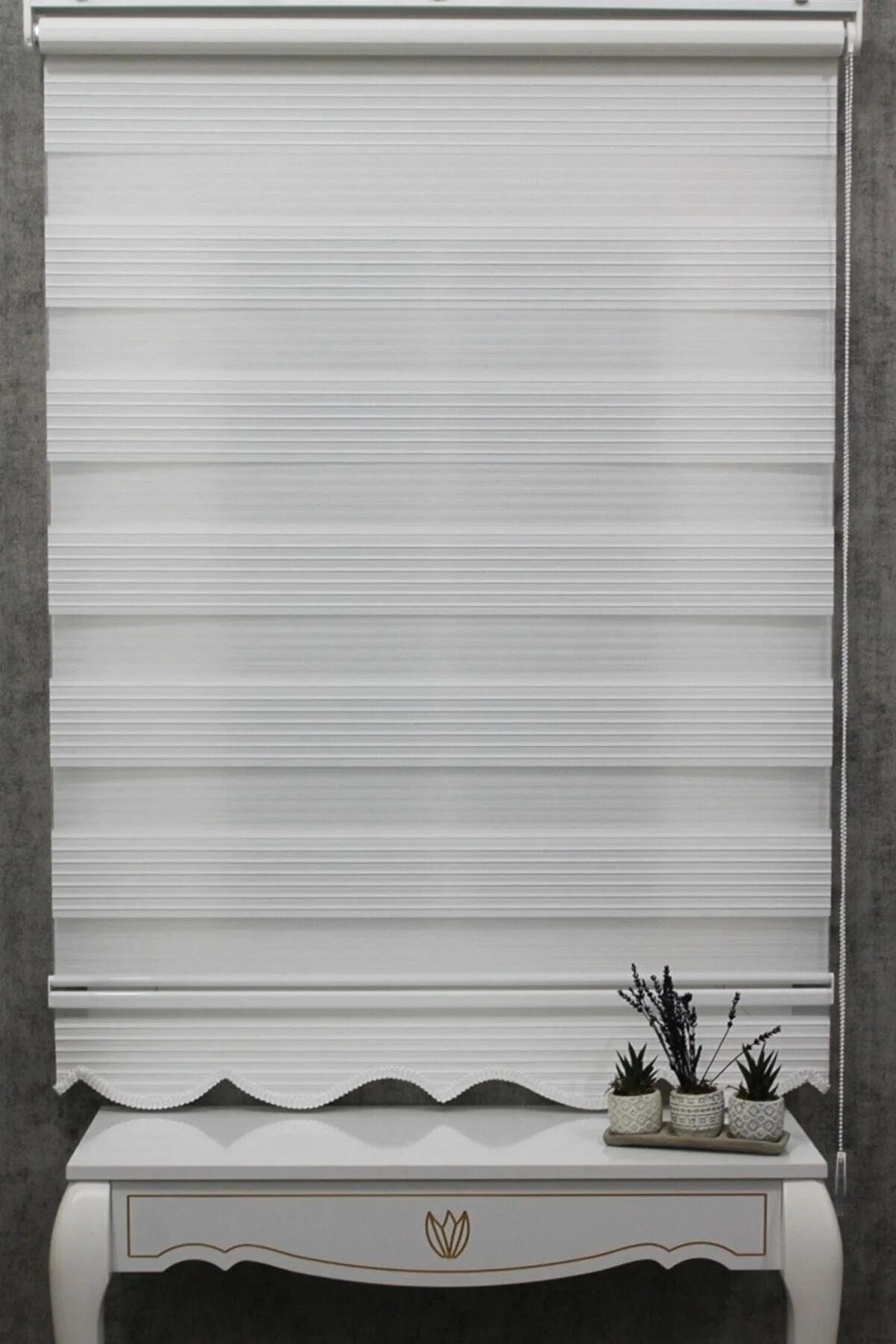 Loolpi Home Beyaz Geniş Pliseli Zebra Stor Perde Etek Dilimli