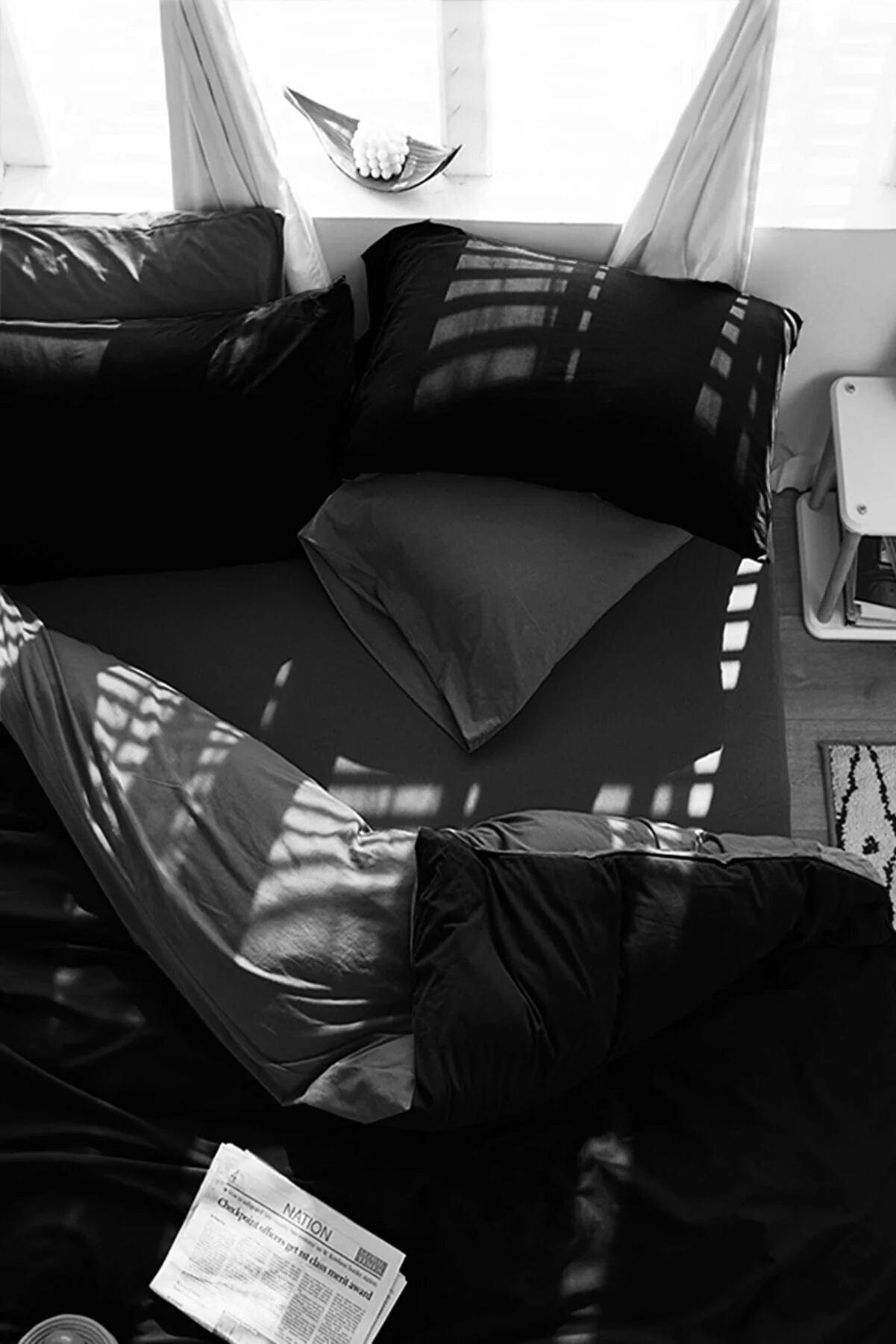 Loolpi Home Lastikli Çarşaflı Nevresim Takımı Çift Kişilik Gri-Siyah Blackgrey