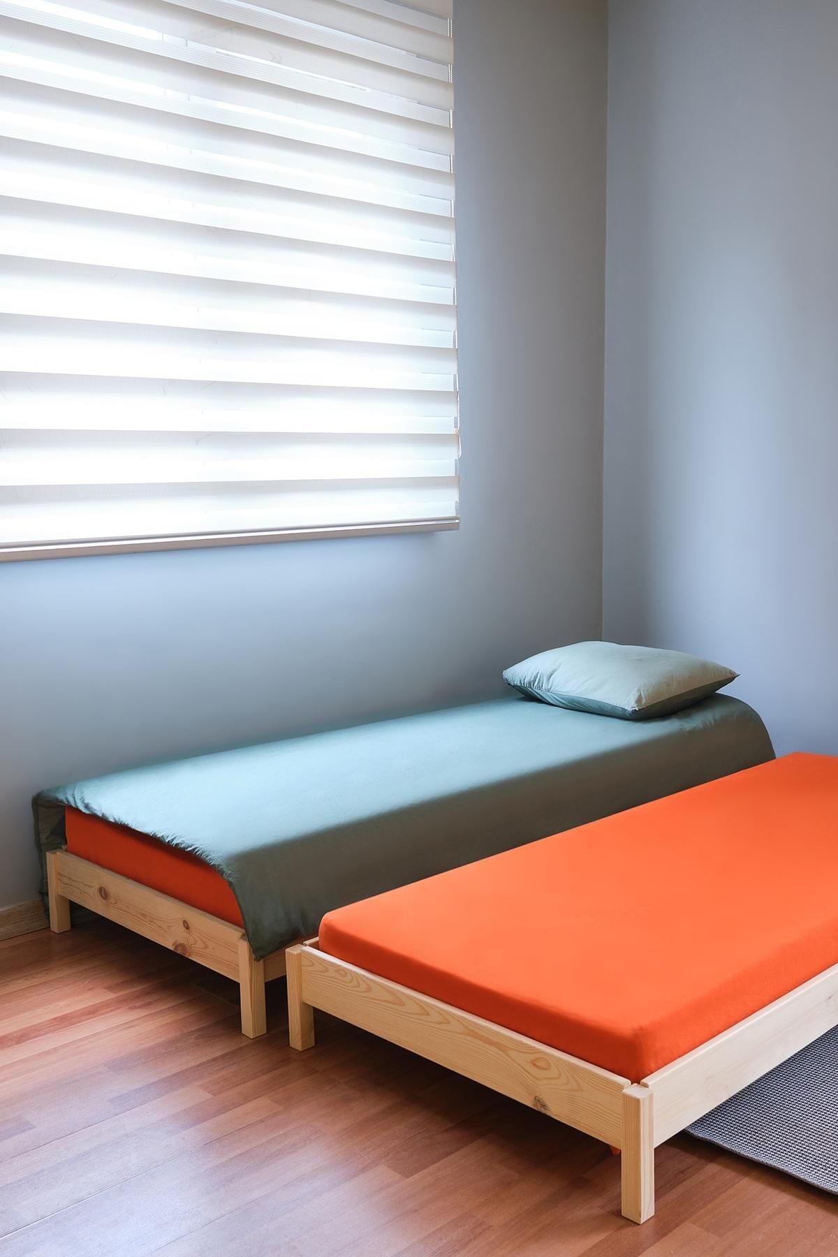 Loolpi Home Bebek Karyolaları ve Küçük Çocuk Yatakları Yavru Yataklı Montessori Karyola Doğal Ahşap